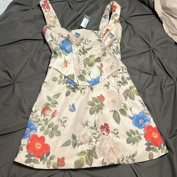 Floral corset dress NWT - Picture 3 of 5
